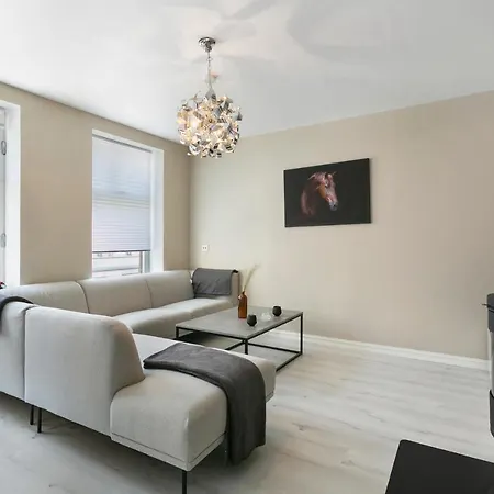 Apartment Fin Og Morderne Leilighet I Sentrum *